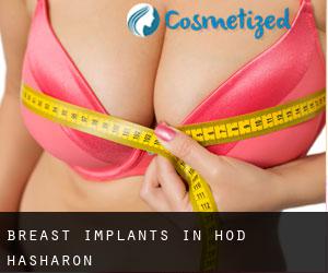 Breast Implants in Hod HaSharon